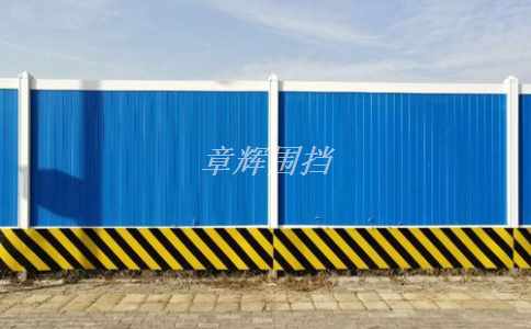 市政圍擋在場地布置和規(guī)劃中的位置安排和布局設(shè)計如何考慮？
